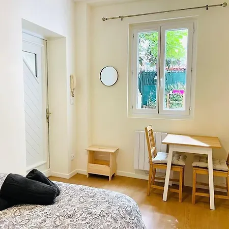 Le Petit Meuble Hyper Centre Apartment Orleans Exterior photo